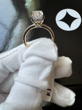 14KT YG 1.53CT CENTER RADIANT CUT LAB GROWN DIAMOND RING